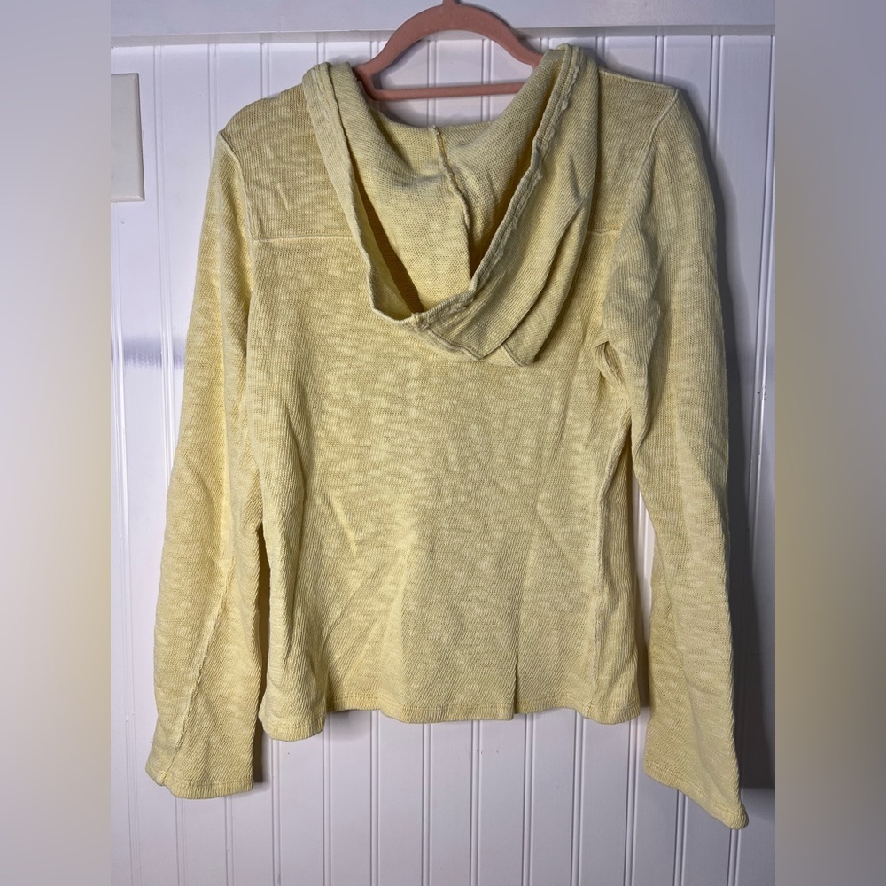We The Free Speed Drive Hooded Long Sleeve NWT Size M in Mellow Yellow - Picture 3 of 7